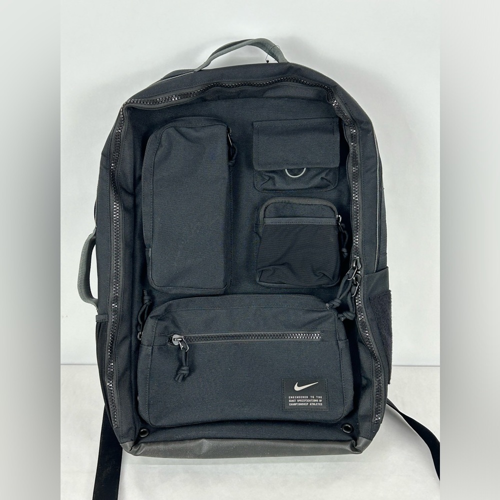 Nike | Utility Elite Backpack in black, NWT
